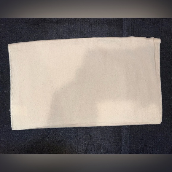 Louis Vuitton Dustbag - Picture 3 of 5